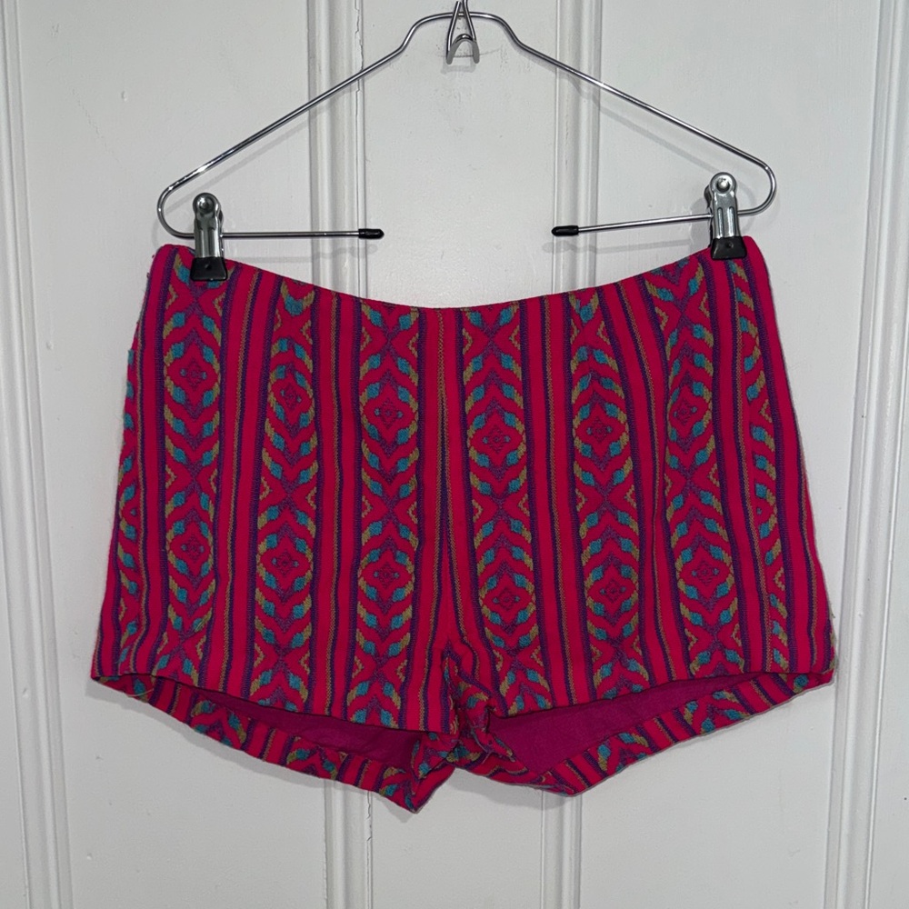 Bethany Mota Pink Southwest Aztec Tapestry Shorts - Size 10